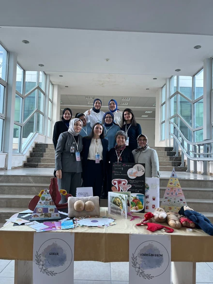 Doğum ve Kadın Hastalıkları Hemşireliği Anabilim Dalı Sağlık Eğitimi Materyal Sergisi Etkinliği